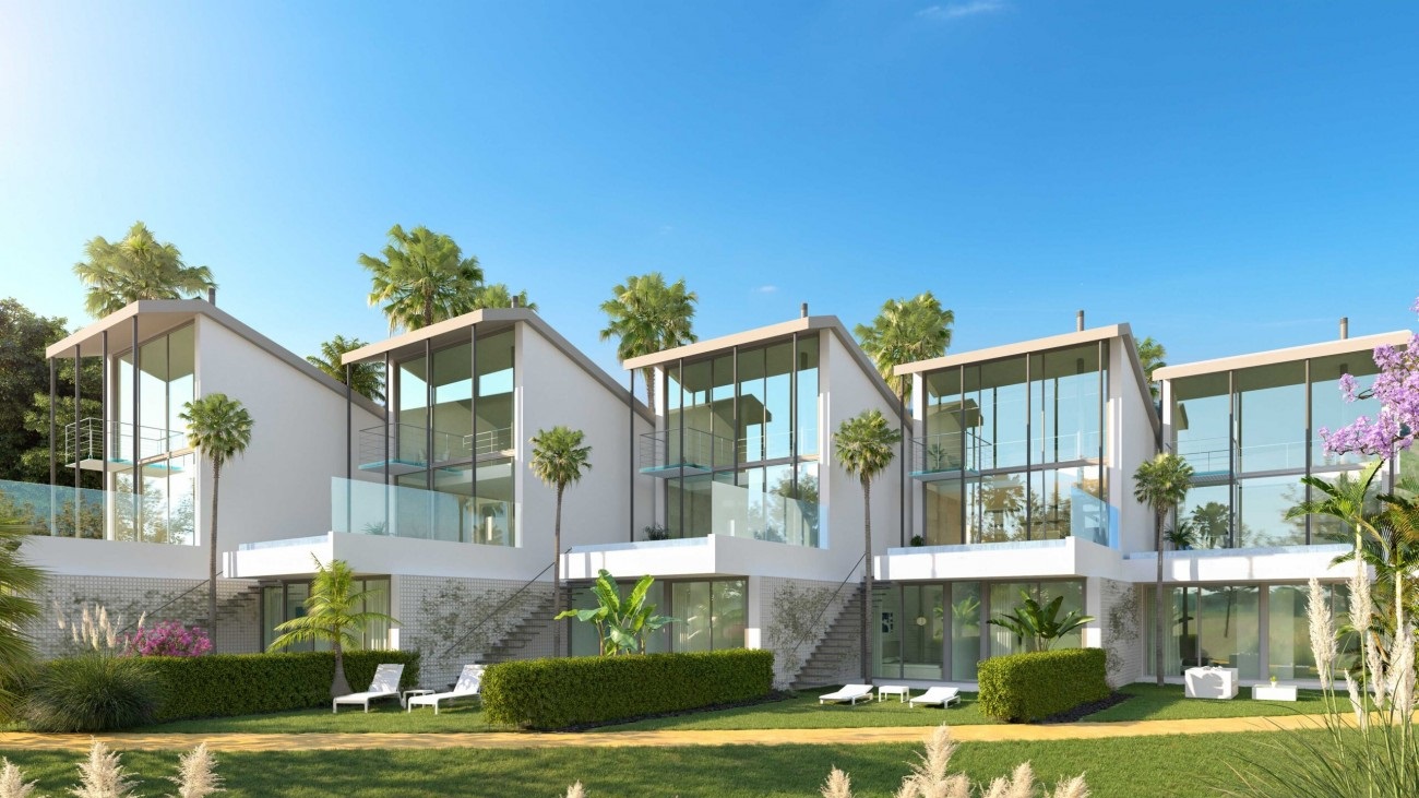 Kiinteistö myytävänä Espanjassa  Costa Del Soly